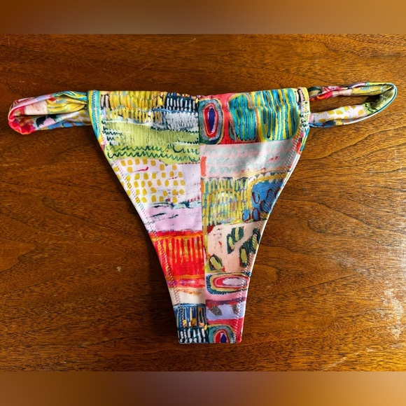 Strawberry Milk Mob “Hotter Tot” Bikini Top And Bottom Set Medium New With Tags! - Picture 10 of 11